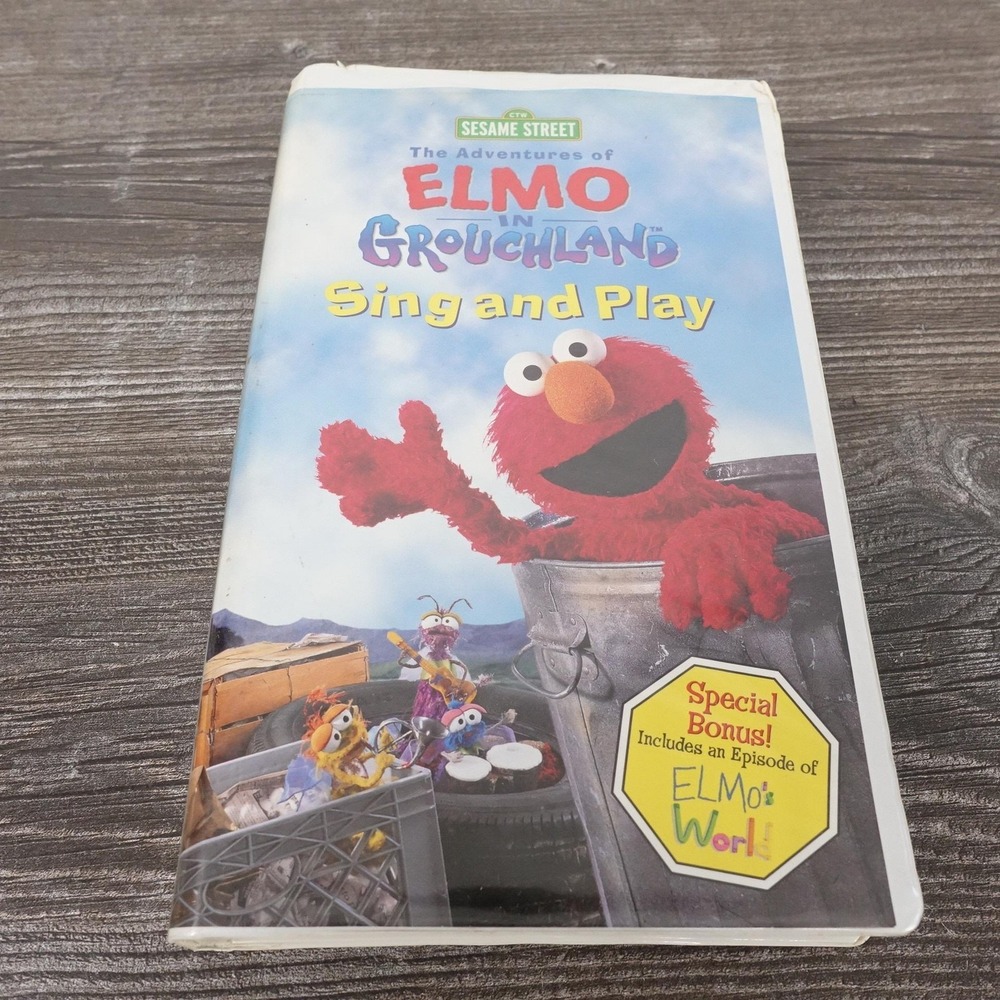 Vintage Elmo In Grouchland: Sing And Play VHS Tape Sony Wonder Color 30 Min